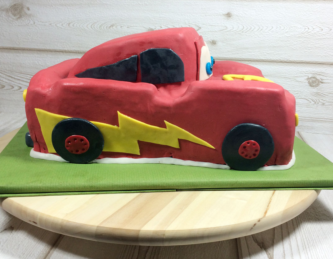 Motivtorte "Lightning McQueen" für den Kindergeburtstag